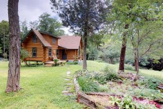 Authentic Maine Log Cabin - Greenville - 9