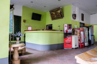 RedDoorz Plus near Jalan Baru Bogor - Bogor - 2