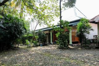 RedDoorz Plus near Jalan Baru Bogor - Bogor - 7