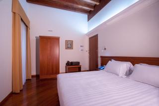 Hotel Flora - 8
