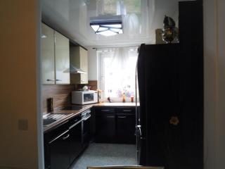 Private Apartment Laatzen City - 9