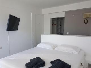 Lagada Beach Hotel - Adamas - 2