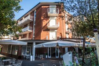 Hotel Orsa Maggiore - Milano Marittima - 4