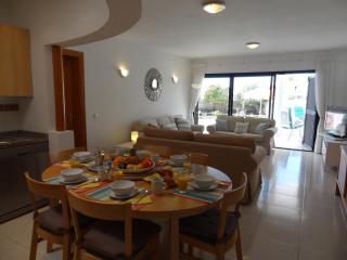 Sol y Luna - Heated pool - BBQ - car not essential - Playa Blanca - 1