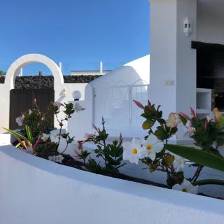 Sol y Luna free heated pool, car not essential - Playa Blanca - 8