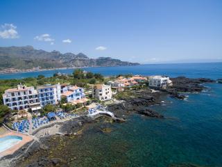 Kalos Hotel - Giardini-Naxos - 0