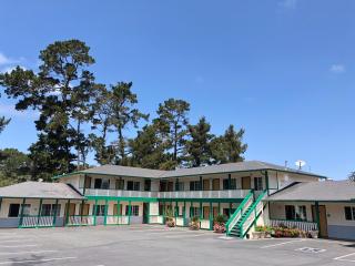 Monterey Pines Inn - Monterey - 6