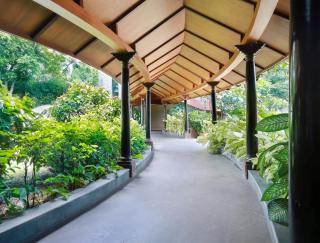 Uday Suites - The Airport Hotel - Trivandrum - 9