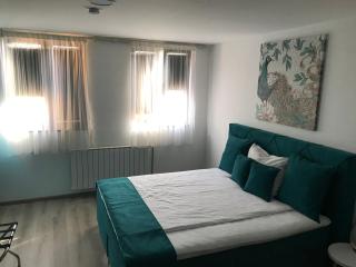Heartland City B&B - Tuzla - 5