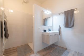 Waterfront Studio - 4