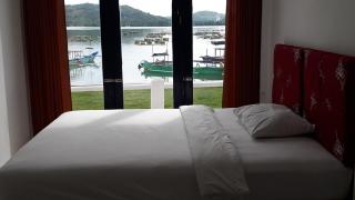 Spear Beach House - Kuta - 4
