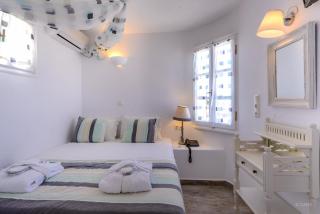 Aspalathras White Hotel - Chora Folegandros - 1