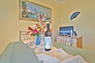 Lorena Apartments - 3