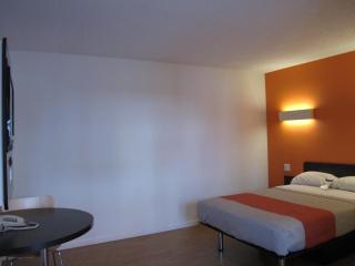 Motel 6 Baltimore MD - 6