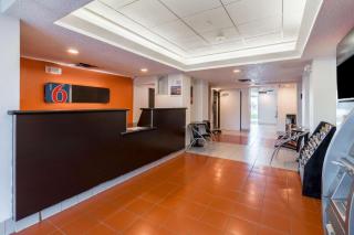 Motel 6-Irving, TX - DFW Airport North - Irving - 5