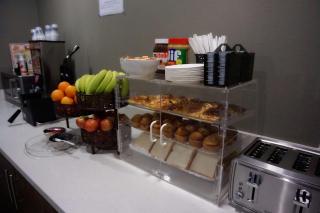 Hartford Hotel Best Western Signature Collection - Rosemead - 7