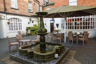 Best Western Lichfield City Centre The George Hotel - Lichfield - 9