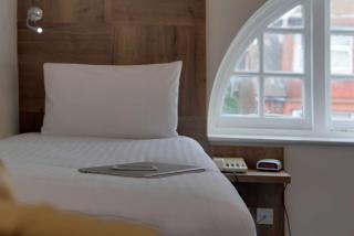 Best Western White House Hotel - Watford - 1