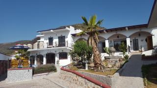 La Casona Azul Bed n Breakfast - Santa Rosa de Jáuregui - 0