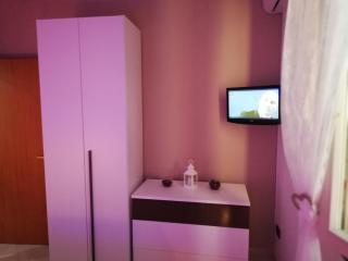 Leone & Victoria house - 4