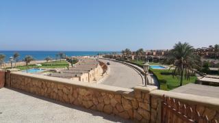Chalet Ground floor two bedrooms With largeTerrace In Stella Di Mare sea view Ain El Sokhna for Families Only - Ain Suchna - 7