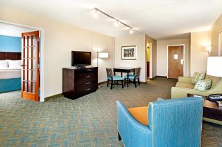 Holiday Inn Express & Suites Charleston DWTN -Westedge by IHG - Charleston - 2