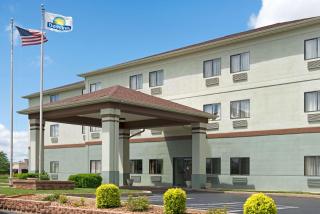 Days Inn by Wyndham Collinsville St Louis - Collinsville - 9