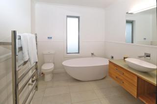 Country Living on Raynes Road - 7