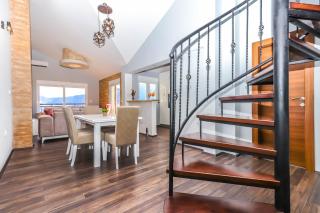 JR Luxury Apartment - 5