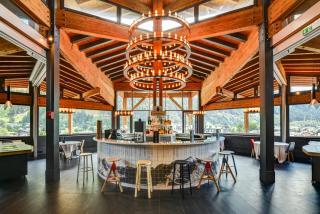 Alpina Eclectic Hotel - 8