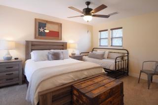 Elk Lodge - 1