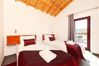 Melo's Place - Madalena - 1