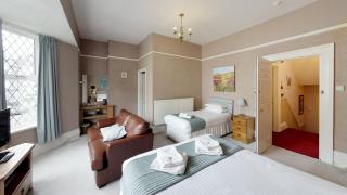 The Tudor Guest House - Plymouth - 1