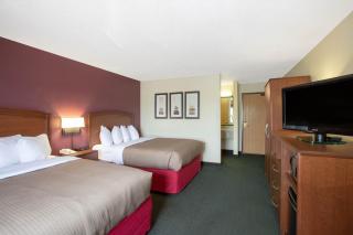 AmericInn by Wyndham Kearney - Kearney - 1