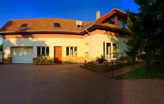 Biborka Apartman - Gyula - 9