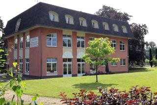 Vzdělávací Středisko a Hotel - Varnsdorf - 0