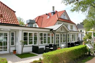 Hotel Haus Kranich - Prerow - 8