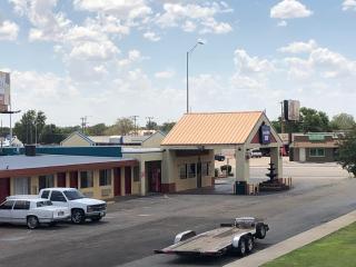 Lone Star Inn - Lubbock - 5