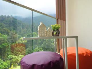 ELECTUS HOME at MIDHILLS GENTING - FREE WiFi & TV Box & Parking - Resorts World Genting - 3