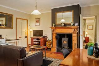 Crabtree House - Huonville - 1