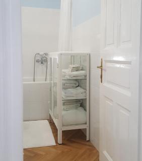 Room next to Porto Montenegro - Tivat - 5