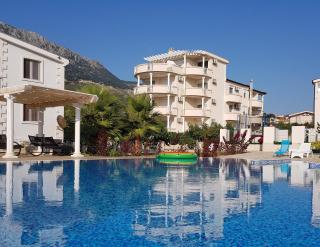 Apartaments Crown Silvia - Dobra Voda - 0
