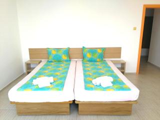 Family Hotel Perla - 9