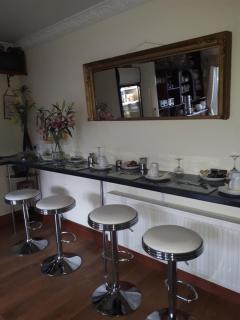 GoldenDawn Guest House - Citywest - 3