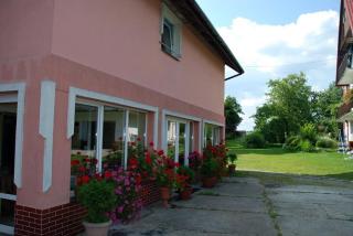 Schronisko Młodzieżowe Małgosia - Łazy - 1