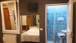 Hotel Saint Lorenz - Reggio Emilia - 9