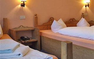 Hotel Restaurant Goger - Hassfurt - 4
