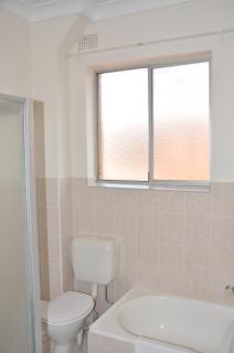 Accommodation Sydney Kogarah 2 Bedroom Apartment with Balcony - Sydney - 4