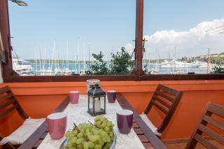 Harbour-Apartment with sea view and parking spot - Pula - 9