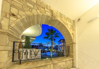 Plaza Pallas - Tsilivi - 2